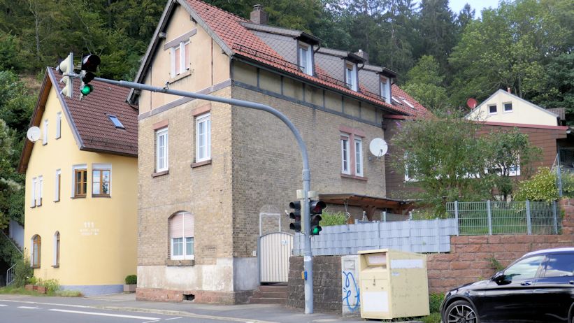 Früheres Gasthaus Image