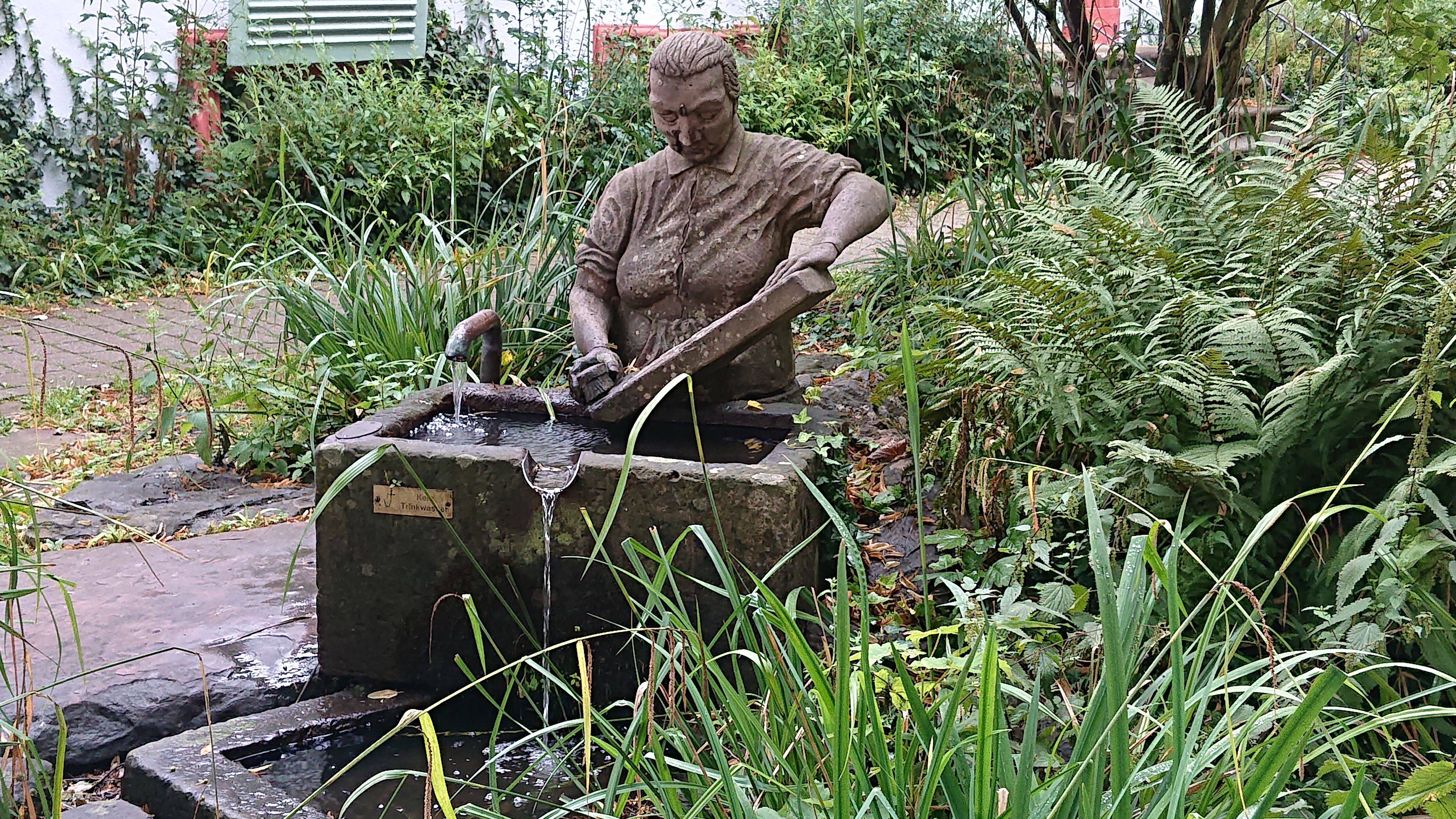 Wäscherin in Ziegelhausen - Denkmal gesetzt Image